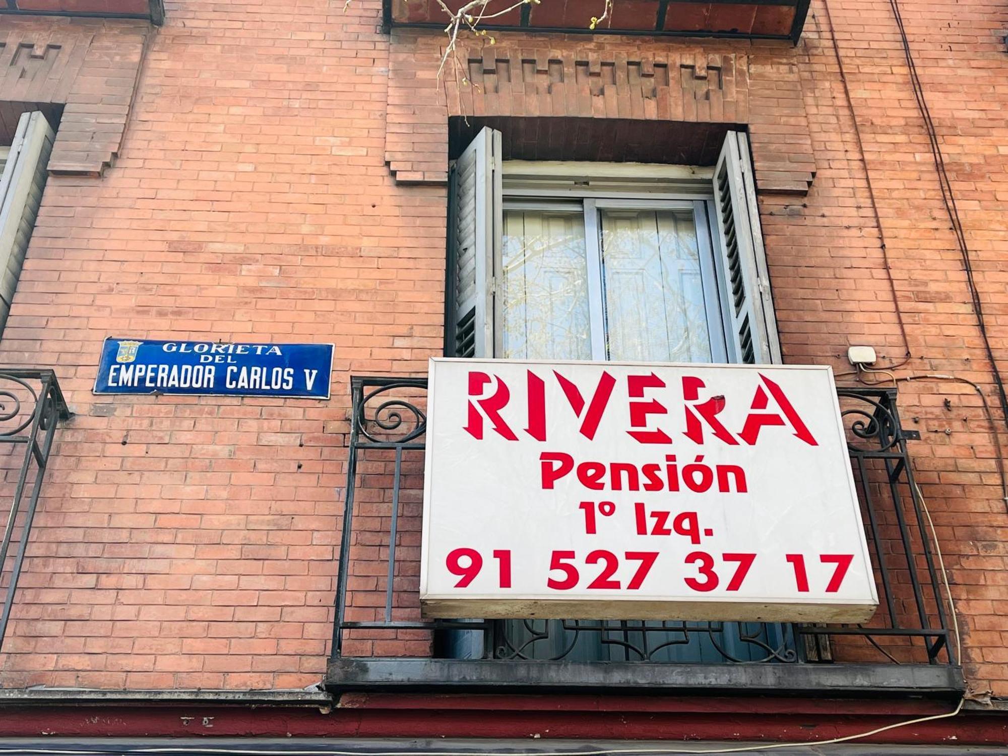 Pension Rivera Madrid Esterno foto