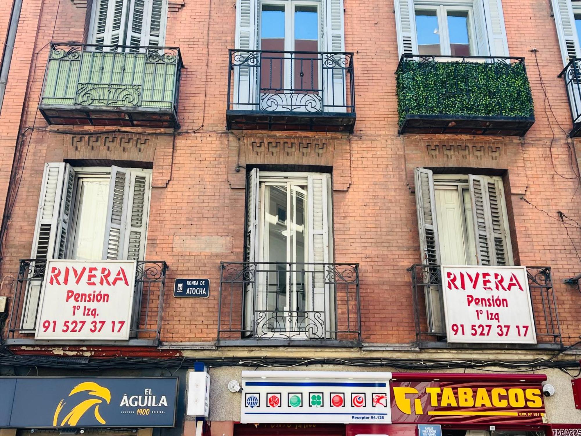 Pension Rivera Madrid Esterno foto
